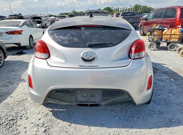 KMHTC6AD2HU317626 2017 HYUNDAI VELOSTER Silver Вид ззаду