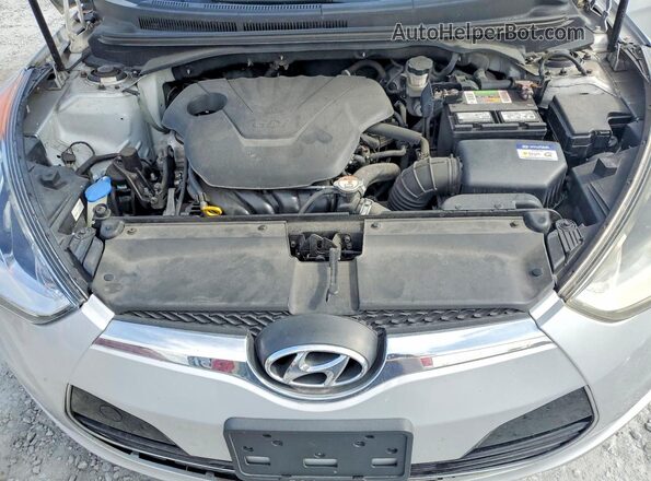 KMHTC6AD2HU317626 2017 HYUNDAI VELOSTER Silver Вид задньої частини салону