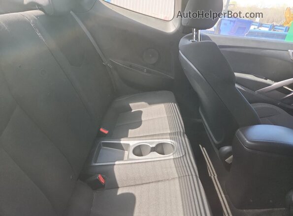 KMHTC6AD4HU322391 2017 HYUNDAI VELOSTER Blue Rear seats view