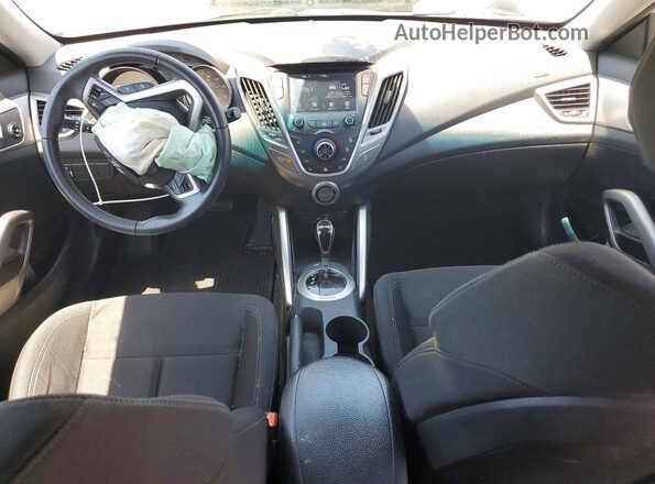 KMHTC6AD5HU314865 2017 HYUNDAI VELOSTER Белый Вид панели приборов