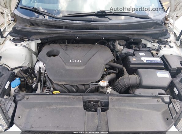 KMHTC6AD6GU256182 2016 HYUNDAI VELOSTER White 