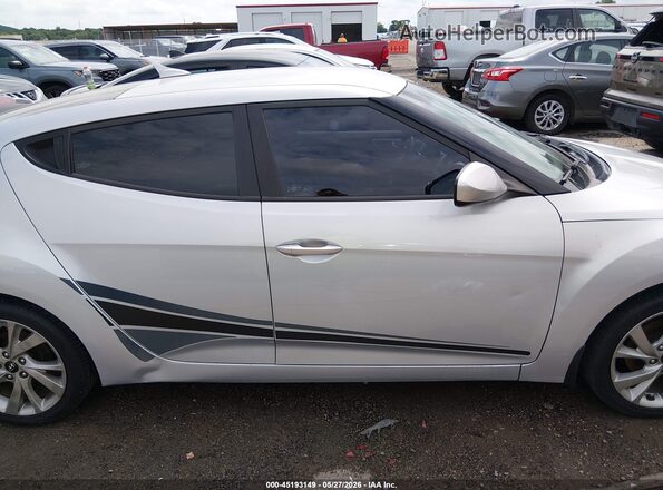 KMHTC6AD6GU280613 2016 HYUNDAI VELOSTER Silver Սալոնի հետևի տեսք