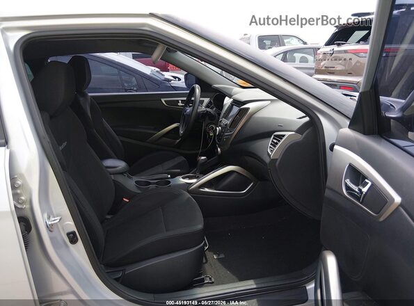 KMHTC6AD6GU280613 2016 HYUNDAI VELOSTER Silver Սալոնի դիմացի տեսք