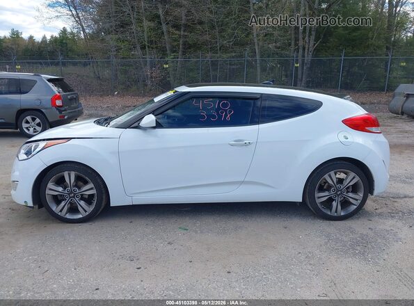 KMHTC6AD6HU321338 2017 HYUNDAI VELOSTER White 