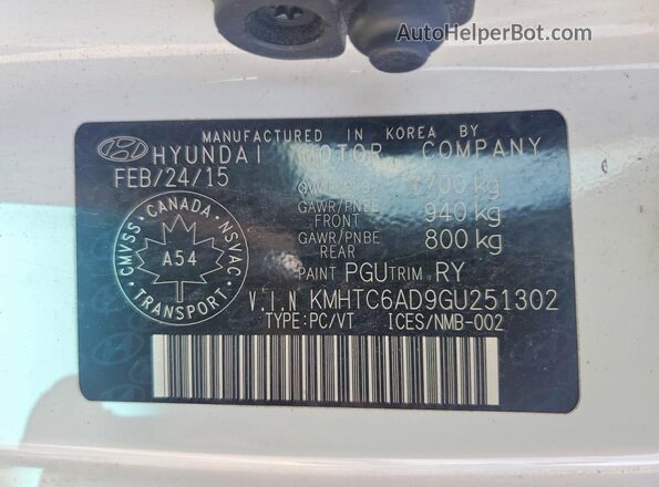 KMHTC6AD9GU251302 2016 HYUNDAI VELOSTER White Engine compartment view