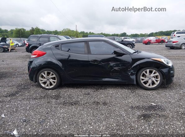 KMHTC6AD9GU302328 2016 HYUNDAI VELOSTER Black Rear interior view