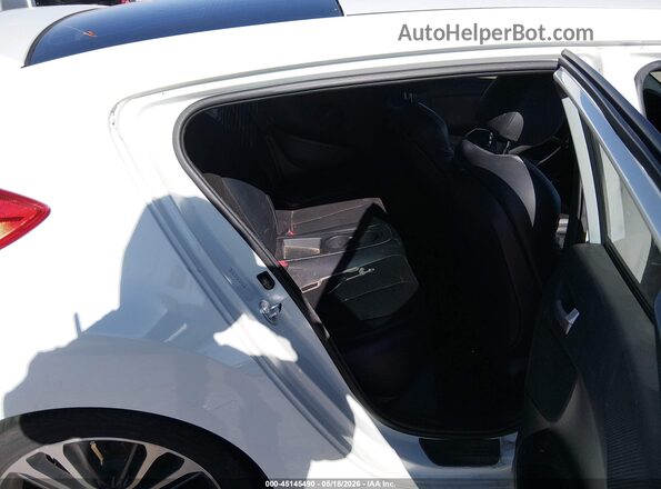 KMHTC6AE2GU249139 2016 HYUNDAI VELOSTER White VIN sticker view