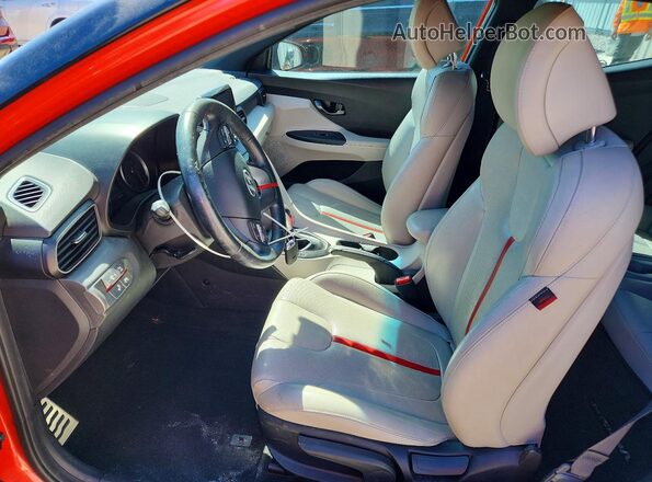 KMHTH6AB6KU014338 2019 HYUNDAI VELOSTER Orange Widok wnętrza z przodu