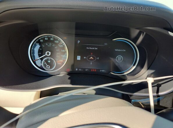 KMTG24SC1TU169076 2026 GENESIS G70 Белый Вид щитка приборов