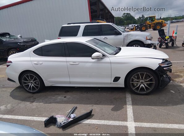 KMTG34SC7RU142695 2024 GENESIS G70 White Widok wnętrza 360 stopni