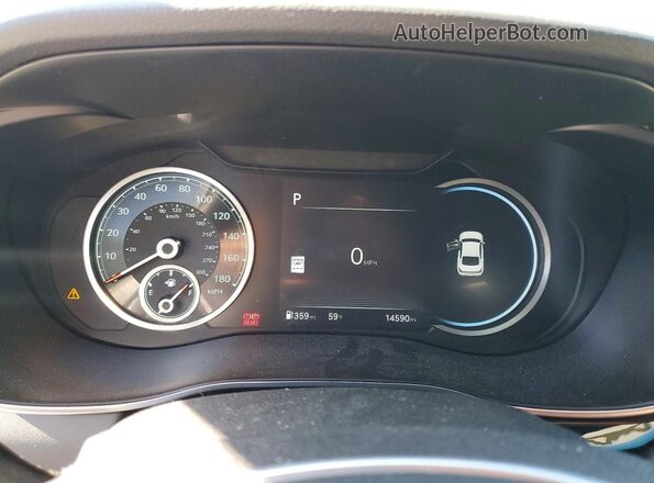 KMTG34SC8SU147409 2025 GENESIS G70 Gray Widok zestawu wskaźników