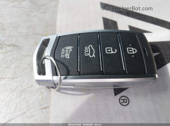 KMTG74LE0MU074415 2021 GENESIS G70 Silver Dashboard view