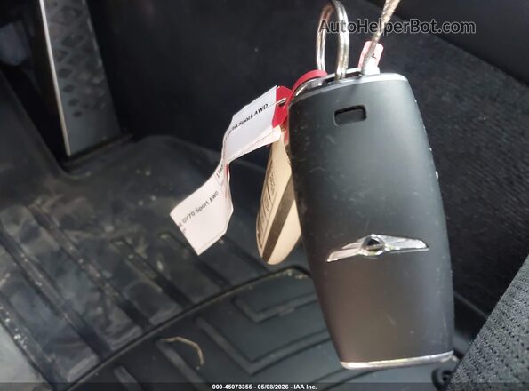 KMUMCDTC8NU039681 2022 GENESIS GV70 Зеленый Вид панели приборов