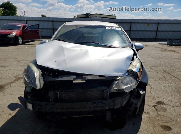 KNADM4A37G6540665 2016 KIA RIO Silver Widok z przodu