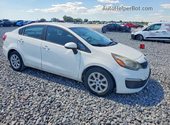KNADM4A39G6639004 2016 KIA RIO White Передня права чверть