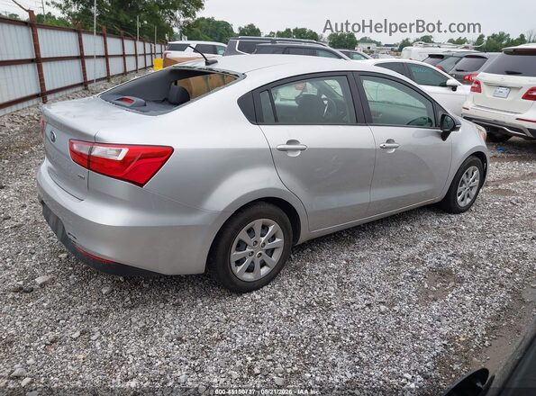 KNADM4A3XG6678992 2016 KIA RIO Silver Հետևի աջ