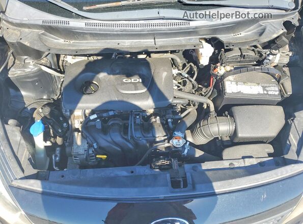KNADM4A3XH6014886 2017 KIA RIO Black Вид задньої частини салону