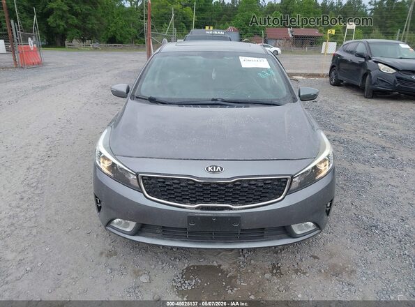 KNAFX5A86H5676018 2017 KIA FORTE Black 