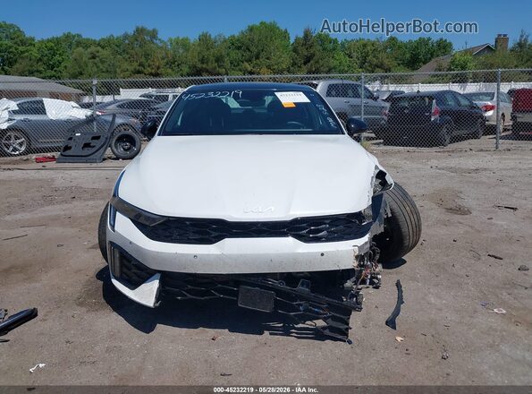 KNAG44J80T5410557 2026 KIA K5 White Вид задньої частини салону
