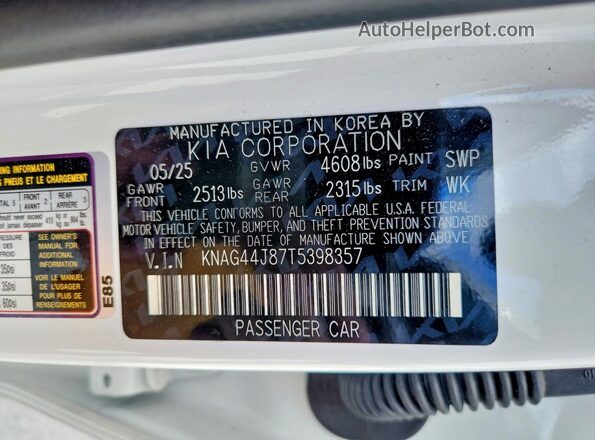 KNAG44J87T5398357 2026 KIA K5 White ძრავის განყოფილების ხედი