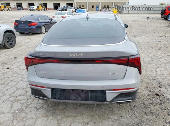 KNAG64J70T5417686 2026 KIA K5 Gray უკანა ხედი