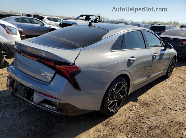 KNAG64J71S5347484 2025 KIA K5 Silver Tył prawy
