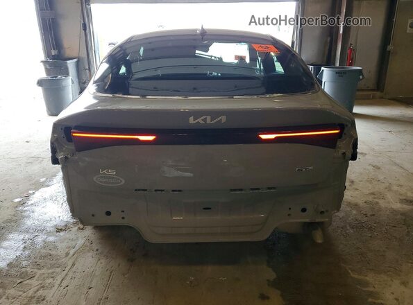 KNAG64J71S5355116 2025 KIA K5 Gray Vista trasera
