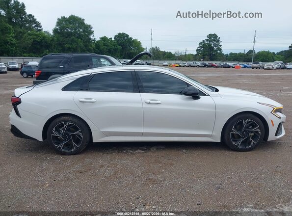 KNAG64J77S5356447 2025 KIA K5 White სალონის 360-გრადუსიანი ხედი
