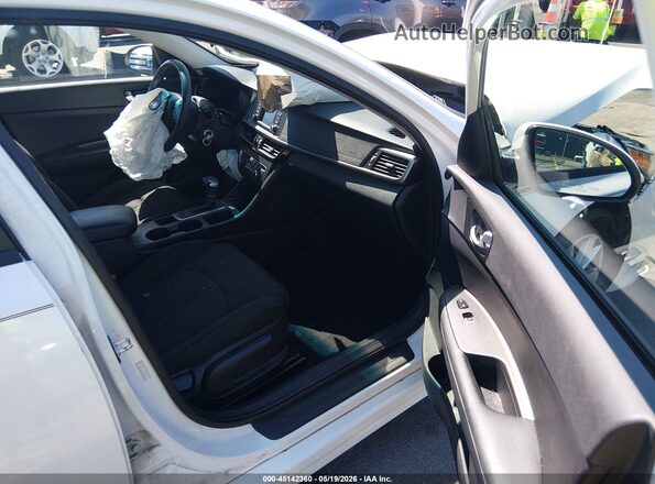 KNAGT4L36G5091014 2016 KIA OPTIMA White Սալոնի դիմացի տեսք