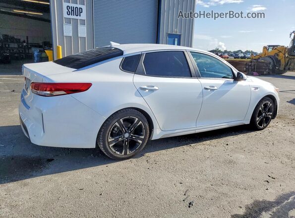KNAGT4LEXH5018716 2017 KIA OPTIMA White Rear right