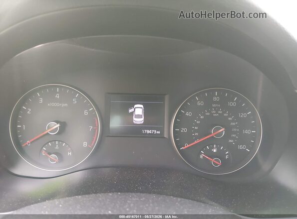 KNALB4J12H5066602 2017 KIA CADENZA Black Հետևի նստատեղերի տեսք