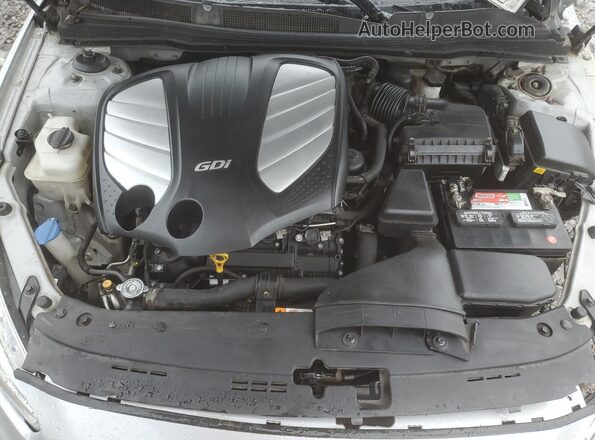 KNALN4D71G5209321 2016 KIA CADENZA Silver Rear interior view