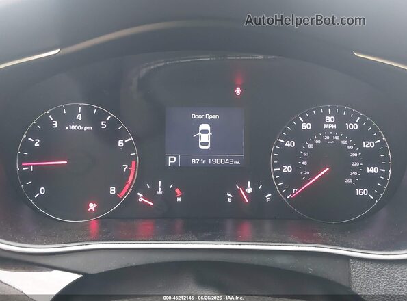 KNALN4D75G5217566 2016 KIA CADENZA Silver Հետևի նստատեղերի տեսք