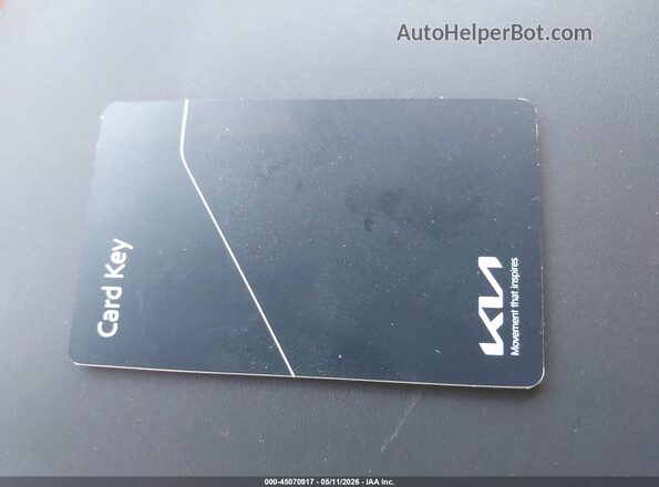 KNDADFS53R6027000 2024 KIA EV9 White Առջևի վահանակի տեսք
