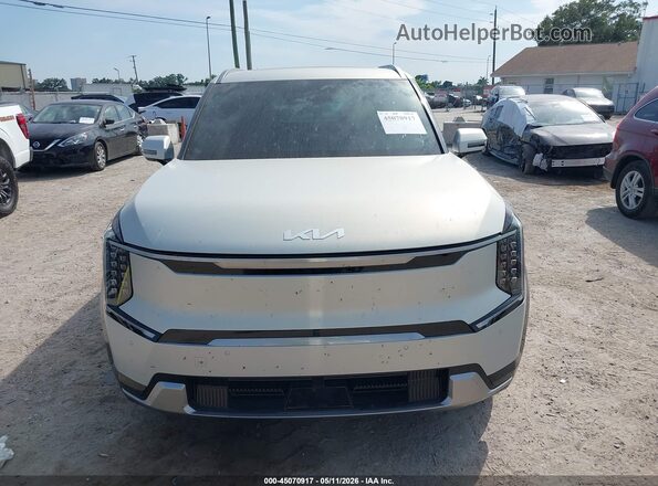 KNDADFS53R6027000 2024 KIA EV9 White Սալոնի հետևի տեսք