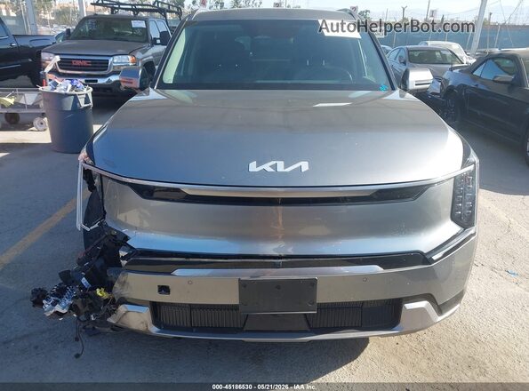 KNDADFS54R6033792 2024 KIA EV9 Gray Vista del cuadro de instrumentos