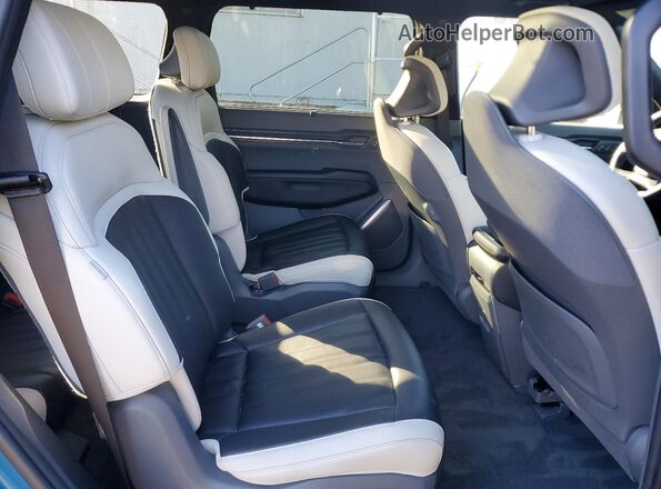 KNDAEFS53R6036342 2024 KIA EV9 Blue Rear interior view