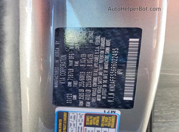 KNDAFFS56R6022495 2024 KIA EV9 Gray Vista del compartimento del motor