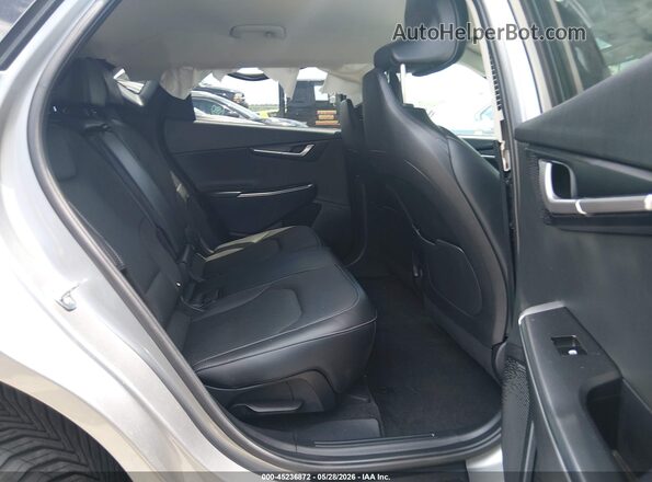 KNDC3DLC4N5061749 2022 KIA EV6 Gray Vista de la etiqueta del VIN