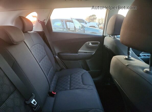 KNDCB3LC0H5048417 2017 KIA NIRO Gray 