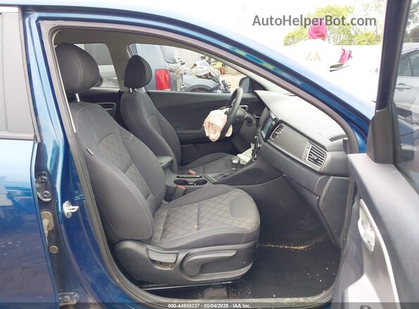 KNDCB3LC1J5153991 2018 KIA NIRO Blue 