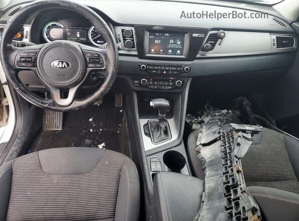 KNDCB3LC1K5226875 2019 KIA NIRO White 