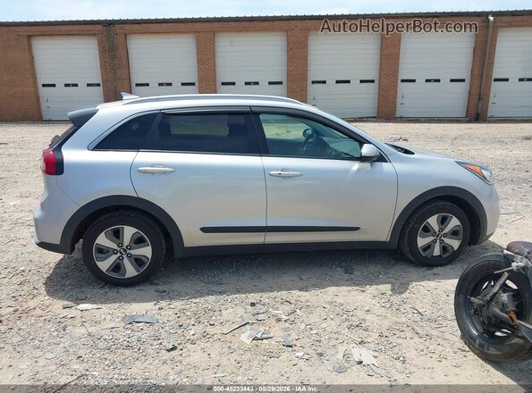 KNDCB3LC3K5253530 2019 KIA NIRO Silver უკანა სალონის ხედი