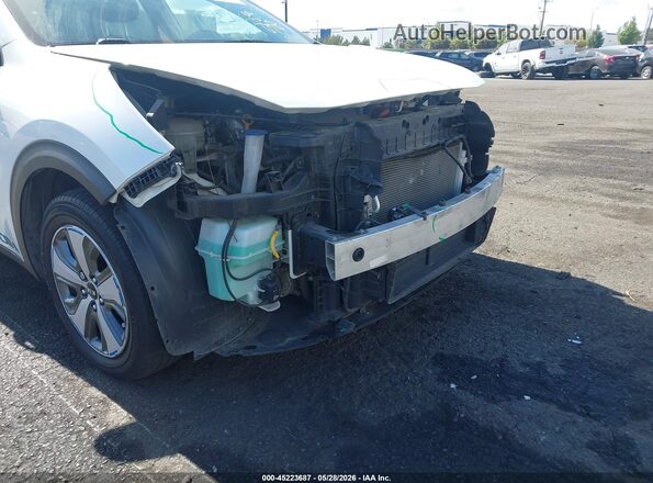 KNDCB3LC5L5367157 2020 KIA NIRO White 