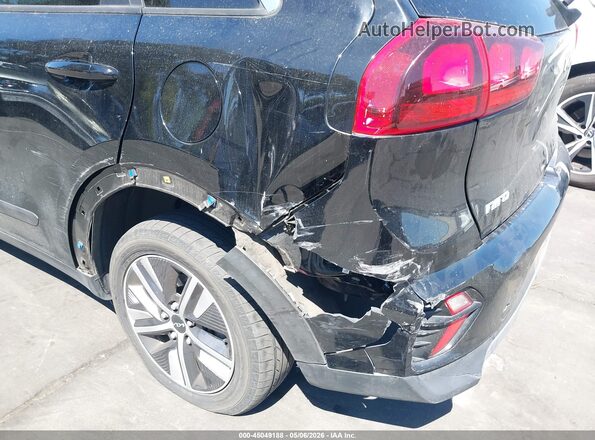 KNDCB3LC7N5548411 2022 KIA NIRO Black წინა ხედი