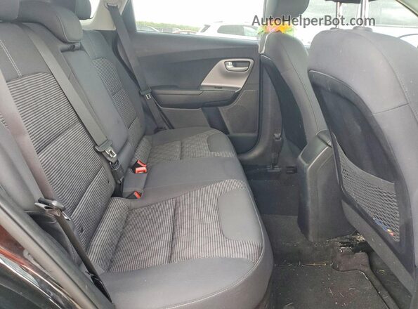 KNDCB3LC9J5136663 2018 KIA NIRO Black 