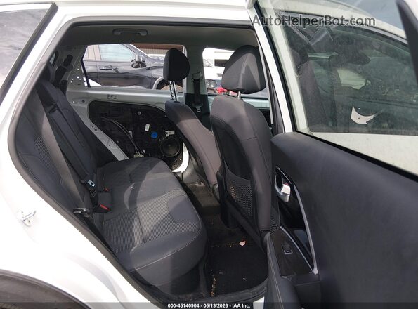 KNDCB3LC9L5373589 2020 KIA NIRO White VIN კოდის სტიკერის ხედი
