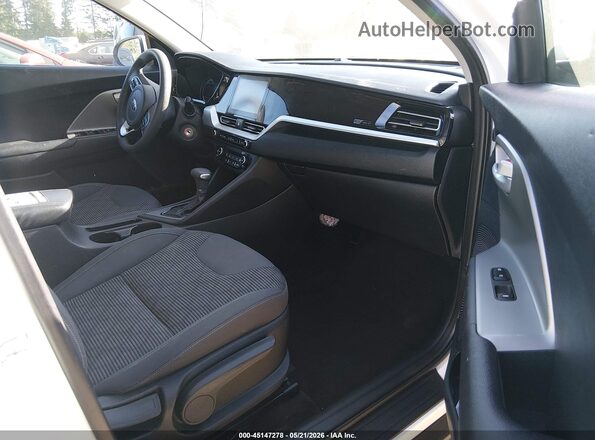 KNDCB3LC9L5427022 2020 KIA NIRO White წინა სალონის ხედი