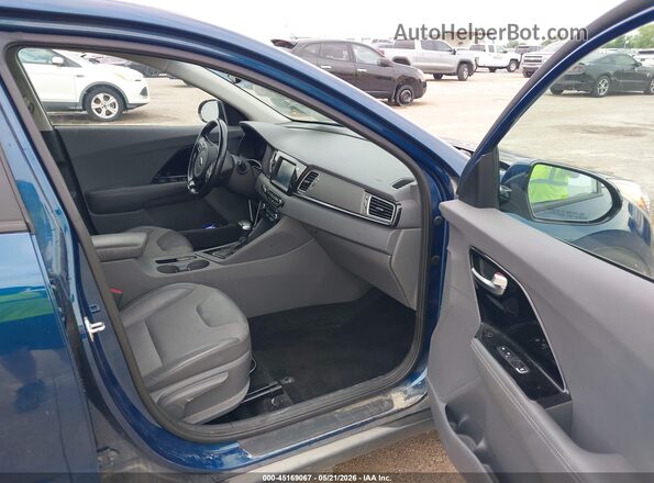 KNDCC3LC0K5339052 2019 KIA NIRO Blue Front interior view