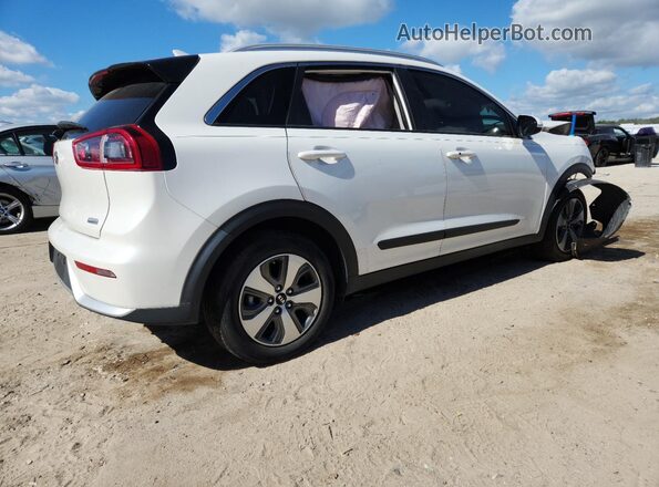 KNDCC3LC4K5342326 2019 KIA NIRO White 